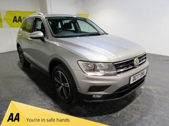 Volkswagen Tiguan 2.0 TDI SE Navigation SUV 5dr Diesel DSG 4Motion Euro 6 (s/s) (1