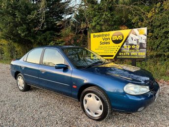 Ford Mondeo 1.8 GLX PETROL 4 DOOR SALOON