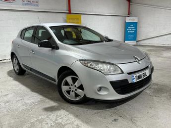 Renault Megane 1.5 dCi Dynamique TomTom Hatchback 5dr Diesel Manual Euro 5 (110