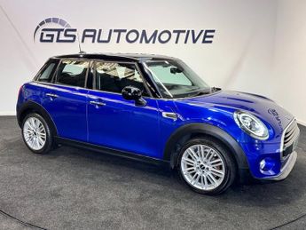 MINI Hatch 1.5 COOPER FIVE DOOR 135 BHP CHILLI PACK + SAT NAV + 18in ALLOYS