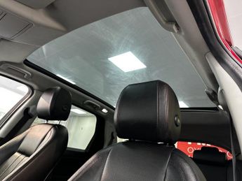 LAND ROVER DISCOVERY SPORT 2.0 TD4 HSE SUV 5dr Diesel Auto 4WD Euro 6 (s/s) (180 ps)