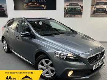 Volvo V40 2.0 D4 SE Nav Hatchback 5dr Diesel Manual Euro 6 (s/s) (190 ps)