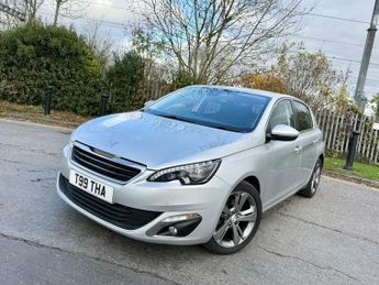 Peugeot 308 1.2 PureTech Allure Hatchback 5dr Petrol EAT Euro 6 (s/s) (130 p