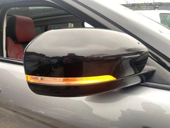 LAND ROVER RANGE ROVER EVOQUE 2.2 SD4 Dynamic SUV 5dr Diesel Auto 4WD Euro 5 (190 ps)