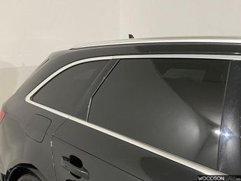 AUDI A4 AVANT 2.0 TFSI S line Estate 5dr Petrol S Tronic Euro 6 (s/s) (190 ps)