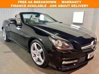 Mercedes SLK 1.8 SLK200 BlueEfficiency AMG Sport Convertible 2dr Petrol G-Tro