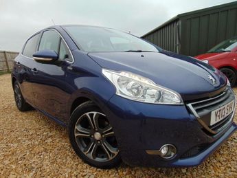 Peugeot 208 1.2 VTi Intuitive Hatchback 5dr Petrol Manual Euro 5 (82 ps)