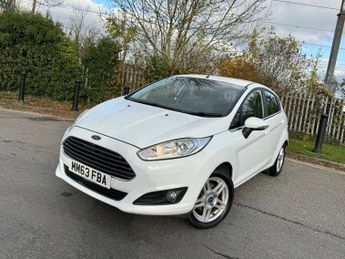 Ford Fiesta 1.0T EcoBoost Zetec Hatchback 5dr Petrol Manual Euro 5 (s/s) (10