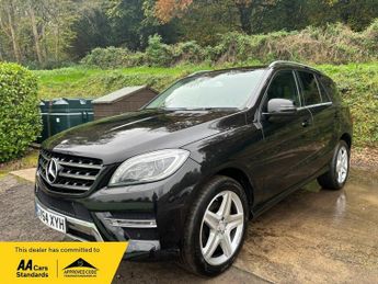 Mercedes M Class 2.1 ML250 BlueTEC AMG Line SUV 5dr Diesel G-Tronic 4WD Euro 6 (s