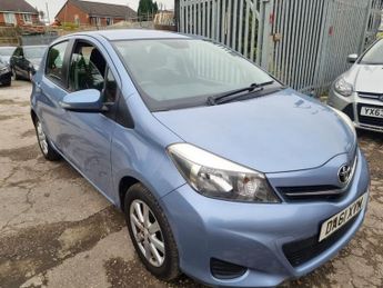 Toyota Yaris 1.0 VVT-i TR Hatchback 5dr Petrol Manual Euro 5 (69 ps)