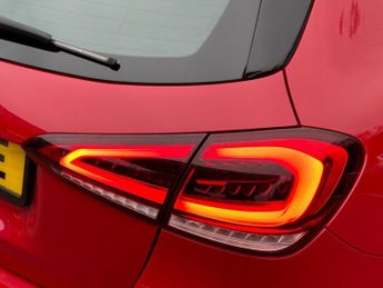MERCEDES-BENZ A-CLASS 1.5 A180d Sport (Executive) Hatchback 5dr Diesel 7G-DCT Euro 6 (