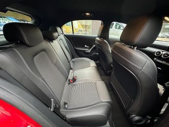 MERCEDES-BENZ A-CLASS 1.5 A180d Sport (Executive) Hatchback 5dr Diesel 7G-DCT Euro 6 (