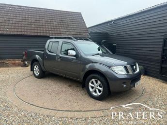 Nissan Navara 2.5 dCi Tekna Pickup Double Cab 4dr Diesel Auto 4WD Euro 4 (190 