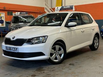 Skoda Fabia 1.0 SE Hatchback 5dr Petrol Manual White Euro 6 Low Tax