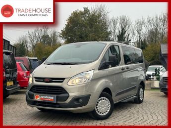 Ford Tourneo 2.2 300 TDCi Trend Minibus Double Cab 5dr Diesel Manual L1 Euro 