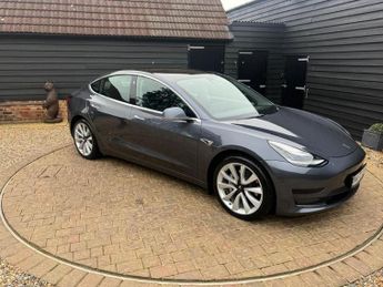 TESLA Model 3 Standard Range Plus Saloon 4dr Electric Auto RWD (241 bhp)