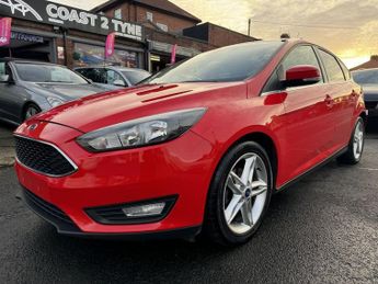 Ford Focus 1.0T EcoBoost Zetec Hatchback 5dr Petrol Manual Euro 6 (s/s) (12