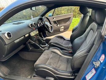 AUDI TT 0l