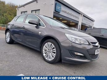 Vauxhall Astra 1.4 16v Excite Hatchback 5dr Petrol Manual Euro 5 (100 ps)