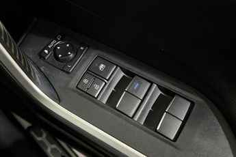 TOYOTA RAV4 2.5 VVT-I EXCEL 5d 219 BHP 8in Multimedia Display, Rear Camera D