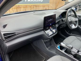 HYUNDAI IONIQ 38.3kWh Premium Hatchback 5dr Electric Auto (136 ps)