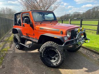 Jeep Wrangler 4.0L GRIZZLY SPORT 3d 174 BHP