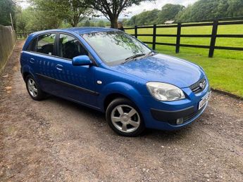 Kia Rio 1.5L LX CRDI 5d 109 BHP