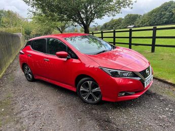 Nissan Leaf 40kWh N-Connecta Hatchback 5dr Electric Auto (150 ps)