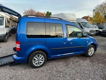 Volkswagen Caddy 1.6 TDI CR MPV 5dr Diesel DSG Euro 5 (102 ps) FULLY AUTOMATED TA