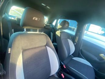 VOLKSWAGEN POLO 1.2 TSI R-Line Hatchback 5dr Petrol Manual Euro 5 (105 ps)
