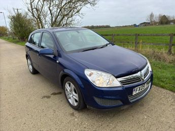 Vauxhall Astra 1.6i 16v Club Hatchback 5dr Petrol Manual (155 g/km, 113 bhp)