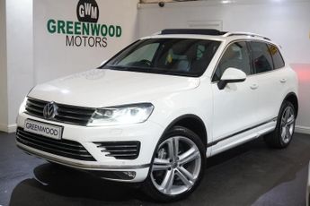 Volkswagen Touareg 3.0 TDI V6 R-Line Plus SUV 5dr Diesel Tiptronic 4WD Euro 6 (s/s)