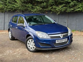 Vauxhall Astra 1.7 CDTi ecoFLEX Life Hatchback 5dr Diesel Manual (a/c) (119 g/k