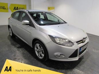 Ford Focus 1.6 Zetec Hatchback 5dr Petrol Manual Euro 5 (105 ps)