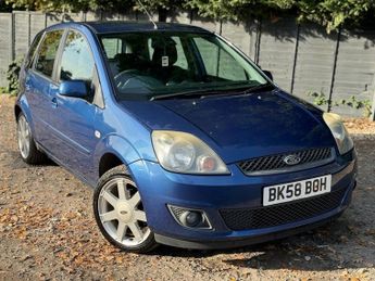 Ford Fiesta 1.25 Zetec Blue Edition Hatchback 5dr Petrol Manual (142 g/km, 7