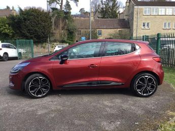 RENAULT CLIO 0.9 TCe Iconic Hatchback 5dr Petrol Manual Euro 6 (s/s) (75 ps)