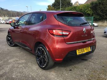 RENAULT CLIO 0.9 TCe Iconic Hatchback 5dr Petrol Manual Euro 6 (s/s) (75 ps)
