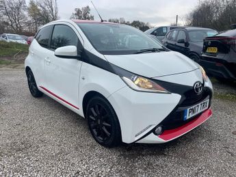 Toyota AYGO 1.0 VVT-i x-press Hatchback 5dr Petrol Manual Euro 6 (68 ps)