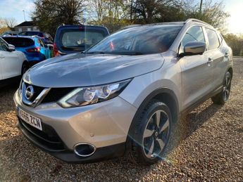 Nissan Qashqai 1.6 dCi N-Connecta SUV 5dr Diesel Manual 2WD Euro 6 (s/s) (130 p