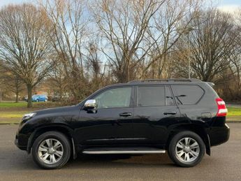 TOYOTA LAND CRUISER 2.8D Invincible SUV 5dr Diesel Auto 4WD Euro 6 (7 Seats) (177 ps
