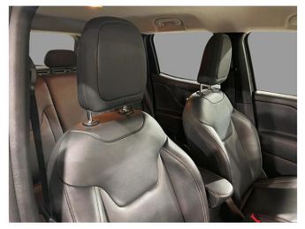JEEP RENEGADE 1.3 GSE T4 11.4kWh Limited SUV 5dr Petrol Plug-in Hybrid Auto 4x