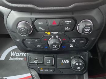 JEEP RENEGADE 1.3 GSE T4 11.4kWh Limited SUV 5dr Petrol Plug-in Hybrid Auto 4x