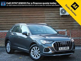 Audi Q3 1.5 TFSI COD SPORT 5 Dr