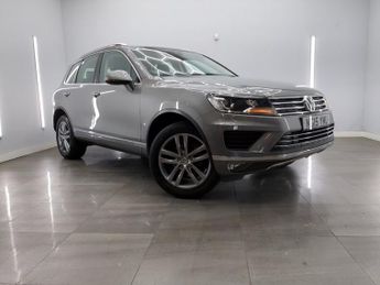 Volkswagen Touareg 3.0 TDI V6 BlueMotion Tech SE SUV 5dr Diesel Tiptronic 4WD Euro 