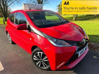 Toyota AYGO 1.0 VVT-i x-play Hatchback 5dr Petrol Manual Euro 6 (68 ps)