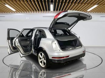 AUDI Q3 2.0 TFSI Black Edition SUV 5dr Petrol S Tronic quattro Euro 6 (s