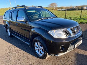 Nissan Navara 2.5 dCi TEKNA NAV NO VAT PICK UP WITH CANOPY 4WD 190 ps