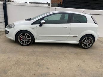 Fiat Punto 1.4 EVO PUNTO SPORTING 135 BHP