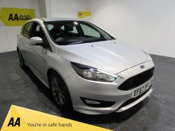 Ford Focus 1.5 TDCi ST-Line Hatchback 5dr Diesel Manual Euro 6 (s/s) (120 p