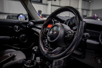 MINI HATCH 2.0 Cooper S Hatchback 5dr Petrol Auto Euro 6 (s/s) (192 ps)